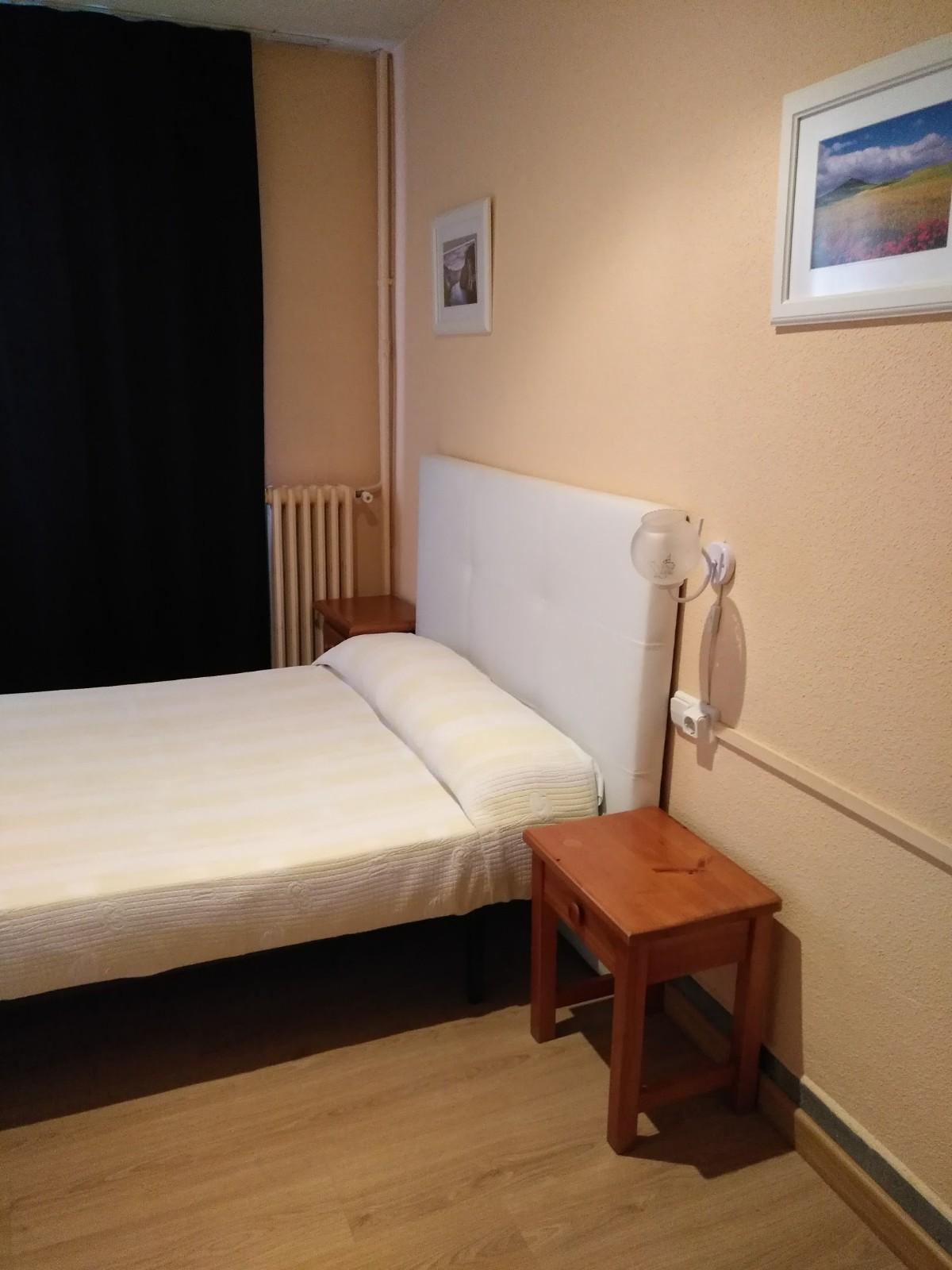 Hostal Porta De Nuria Рибес де Фресер Екстериор снимка