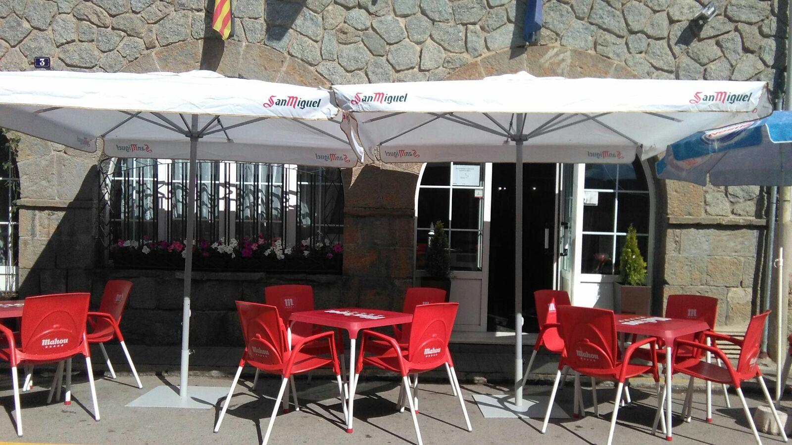 Hostal Porta De Nuria Рибес де Фресер Екстериор снимка