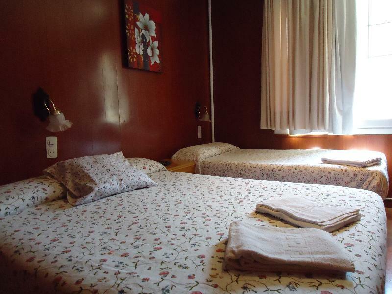 Hostal Porta De Nuria Рибес де Фресер Екстериор снимка